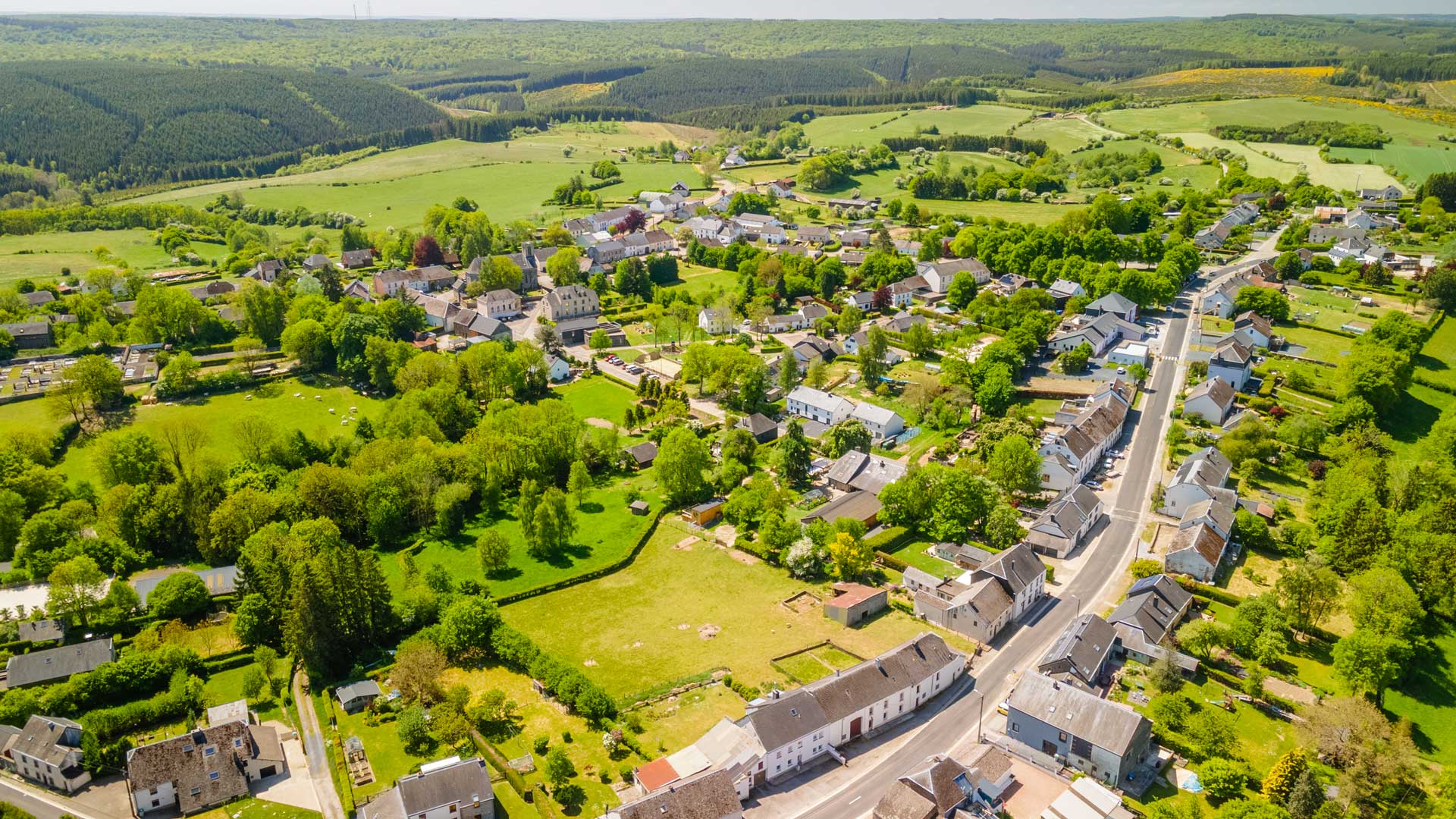 Cocotte La Roulotte | Gîte chaleureux et très calme de 2 à 4 personnes aménagé dans une roulotte neuve à Fauvillers en bordure de Fôret d'Anlier